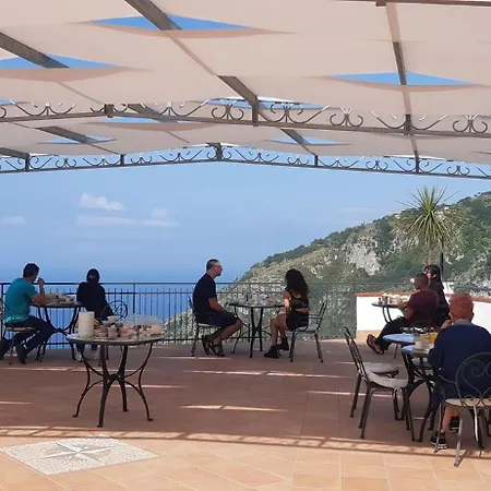 Guest house Le Marelle 3*